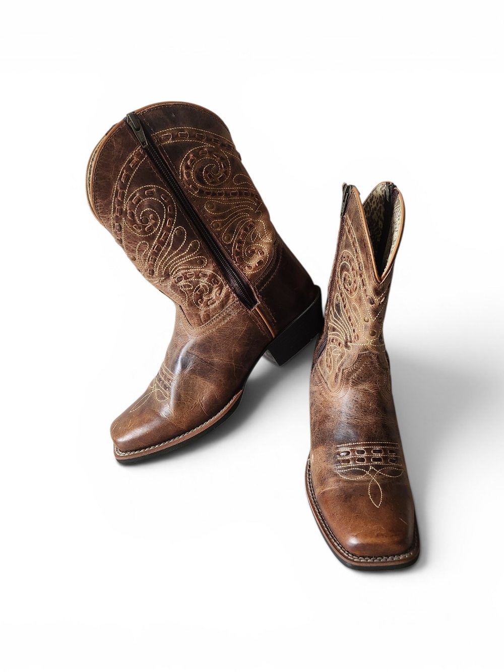 Women's Brown Embossed Leather Western Heeled Boots 8.5